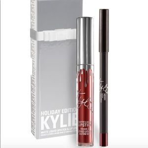 Kylie Cosmetics Lip Kit Ornament in Merry